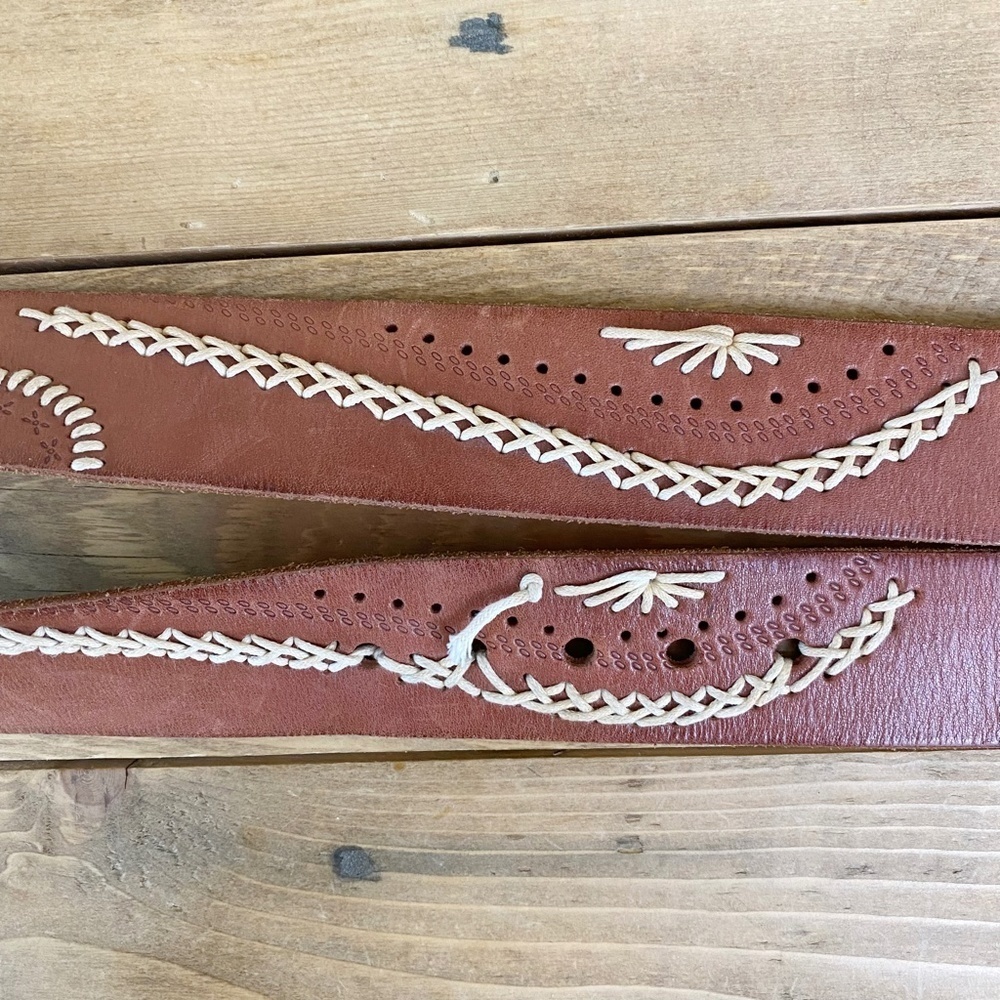 Linea Pelle Vintage Leather Belt Hand Stitched Design Pristine 32 — image 5 of 8